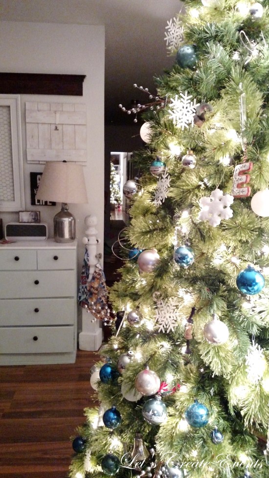 vintage-holiday-house-tour-www-letscreateevents-com-025